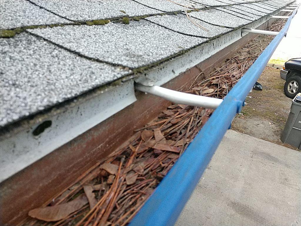How Long Do Gutter Lifespan: Maintenance, Factors, and Replacement