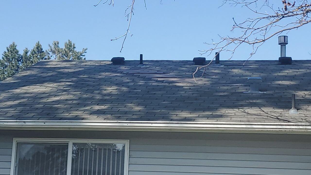 Residential roofing project