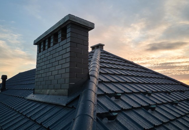 Choosing the Right contractor for Your Roof Replacement Project