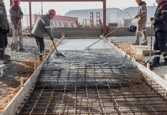 Availability of Professionals for Concrete Pouring