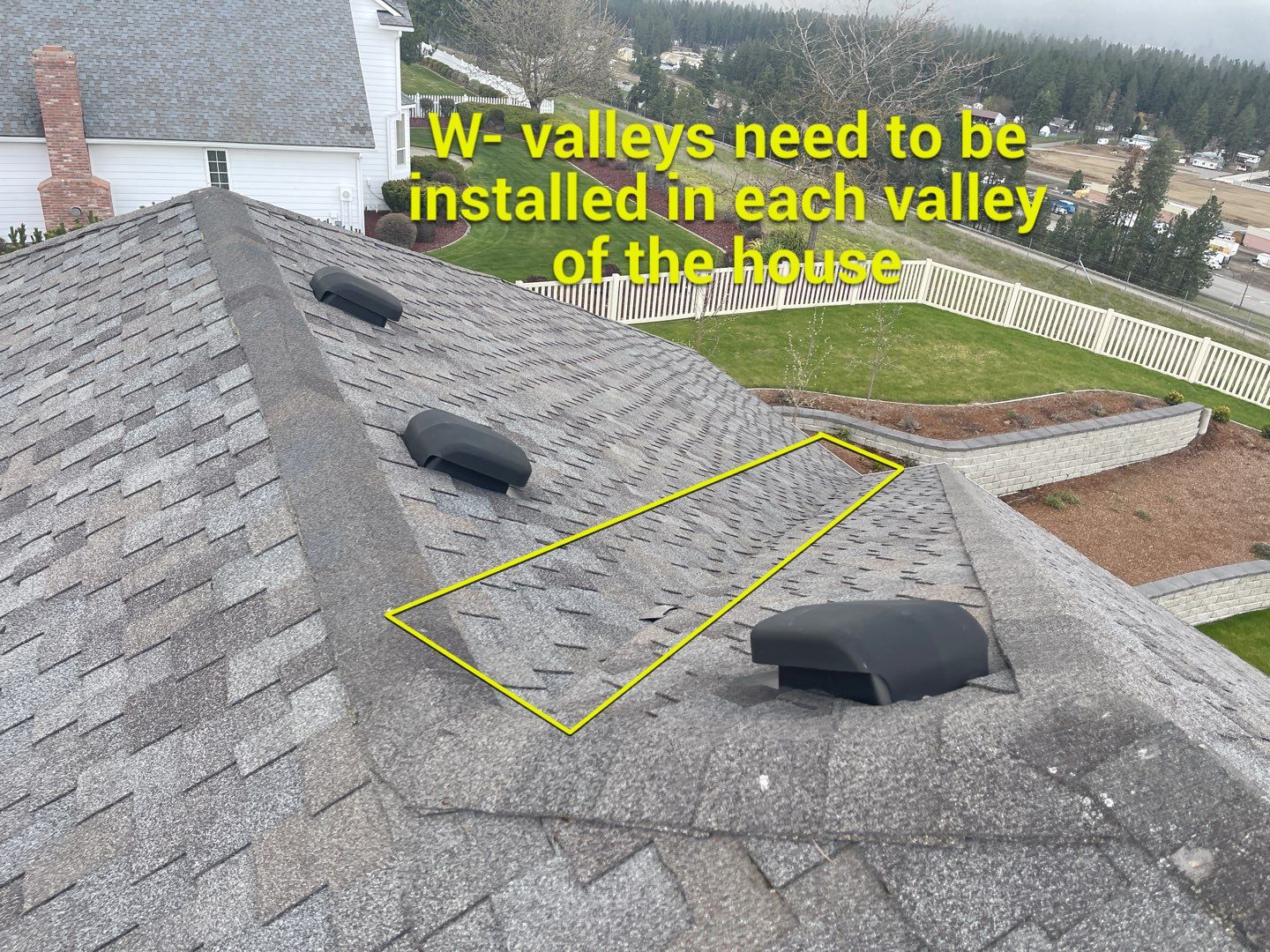Roof valley before replacement, Spokane roofers
